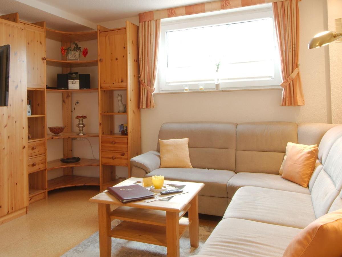 Zwei Ferienwohnungen Ankerpatz 70 Qm Mit Loggia & Puppenstube 50 Qm Mit Gartenterrasse In Hagenburg Naehe Steinhuder Meer Екстер'єр фото