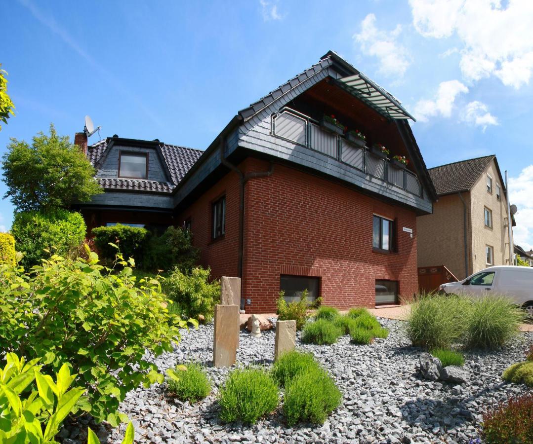 Zwei Ferienwohnungen Ankerpatz 70 Qm Mit Loggia & Puppenstube 50 Qm Mit Gartenterrasse In Hagenburg Naehe Steinhuder Meer Екстер'єр фото