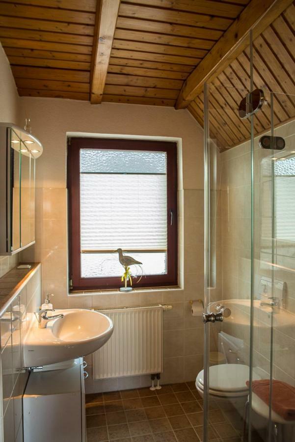 Zwei Ferienwohnungen Ankerpatz 70 Qm Mit Loggia & Puppenstube 50 Qm Mit Gartenterrasse In Hagenburg Naehe Steinhuder Meer Екстер'єр фото